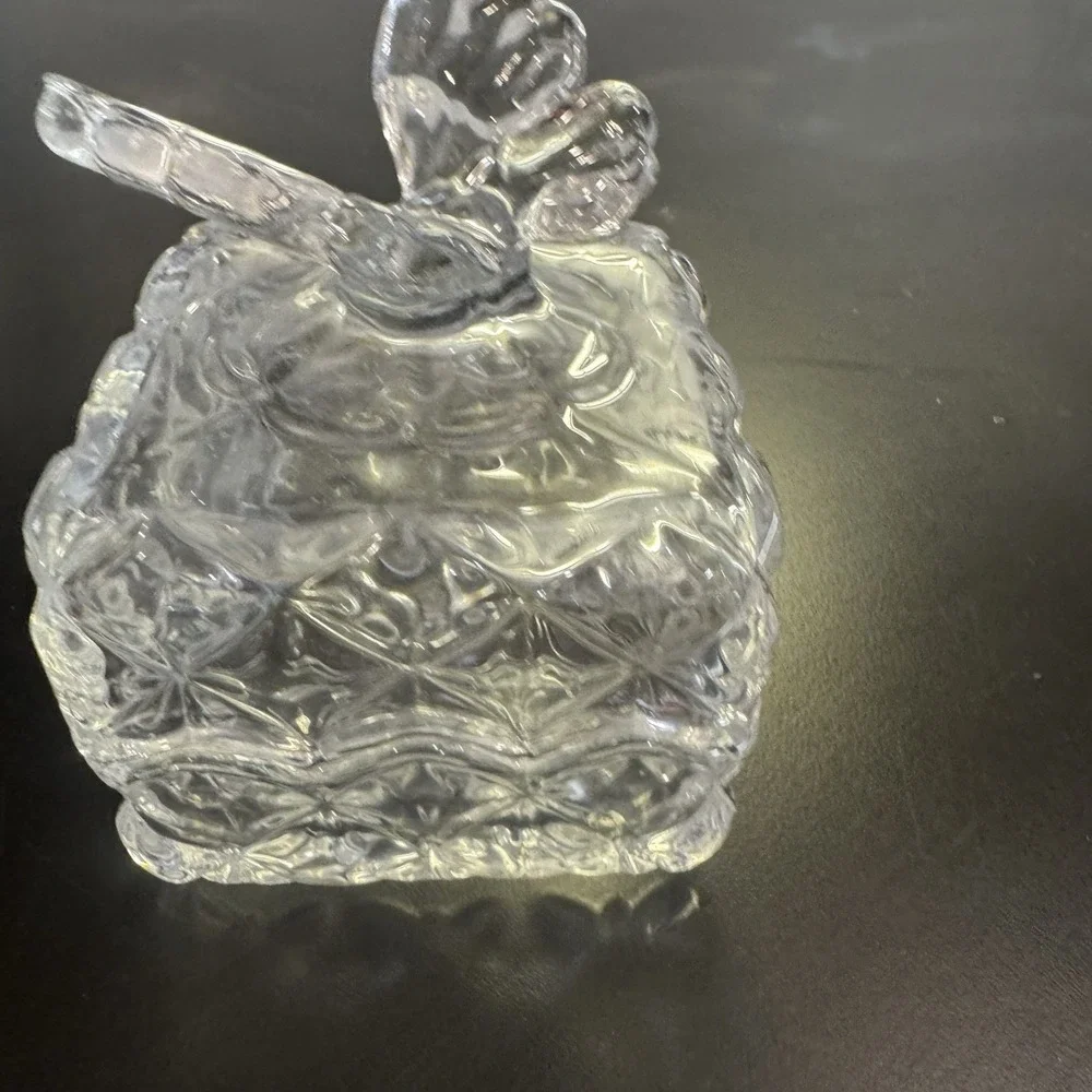 Studio Crystal Amore Collection Butterfly 3 Inch Trinket Box with Lid Romantic‎